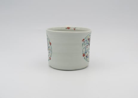 松尾貞一郎　色絵磁器鳥のマグ2