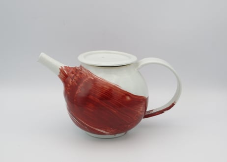 松尾貞一郎　色絵磁器赤絵のポット