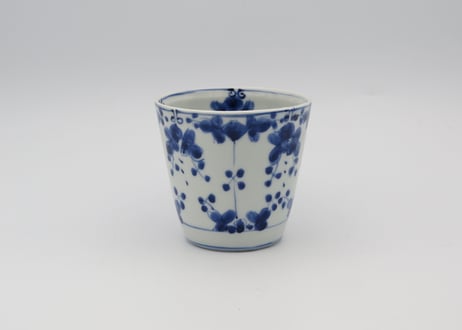 松尾貞一郎　染付磁器花紋マグN17