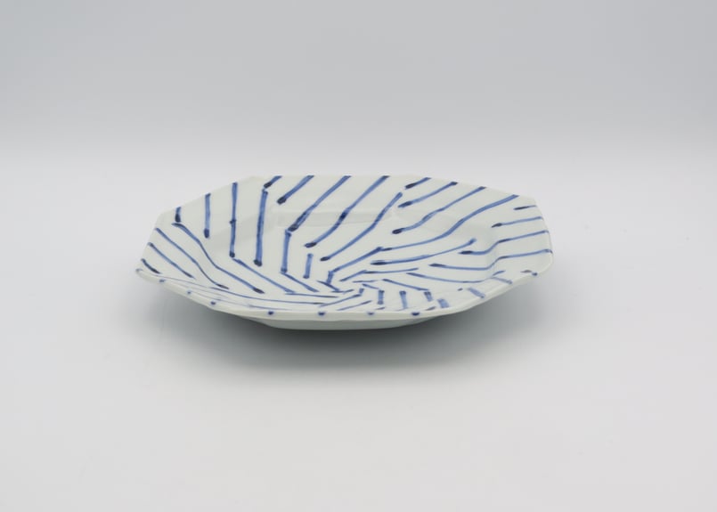 松尾貞一郎 色絵磁器ストライプ八角皿 | 工藝舎 オンラインショップ