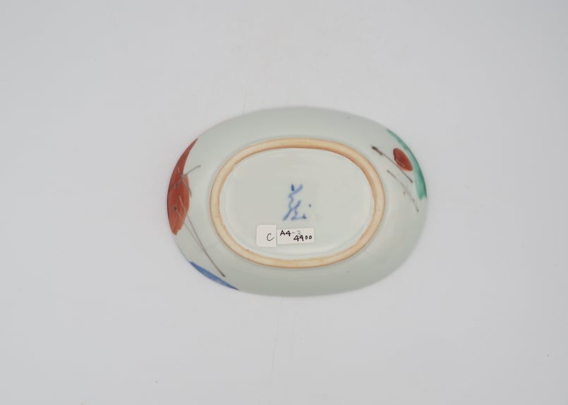 A4色絵楕円小皿C | 工藝舎 オンラインショップ