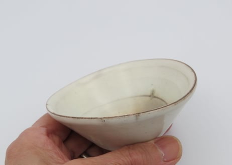 荒賀文成　粉引ぐい呑
