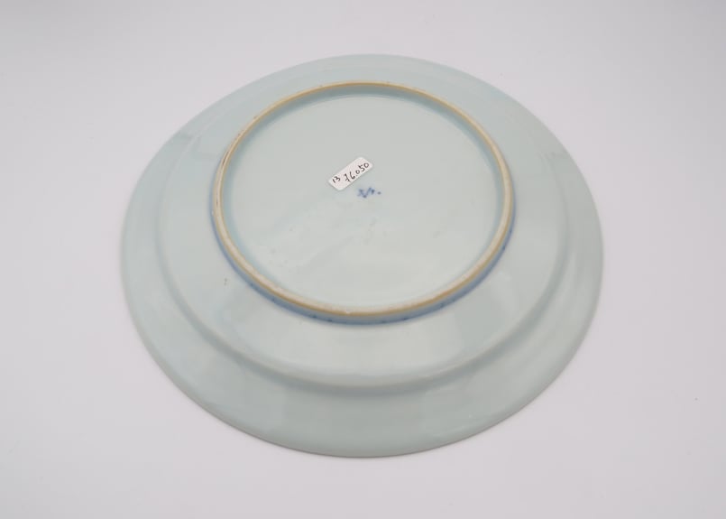 清水なお子 染付磁器花唐草皿 | 工藝舎 オンラインショップ
