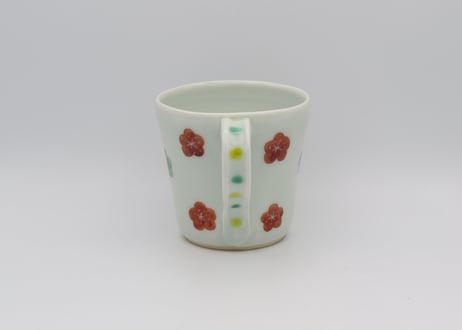 古川章蔵　色絵磁器赤と緑の花マグ2