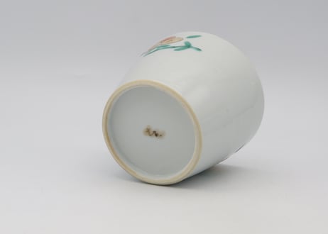清水なお子　色絵磁器蕎麦ちょく 草花紋