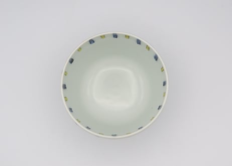 古川章蔵　色絵磁器青黄線紋中丼