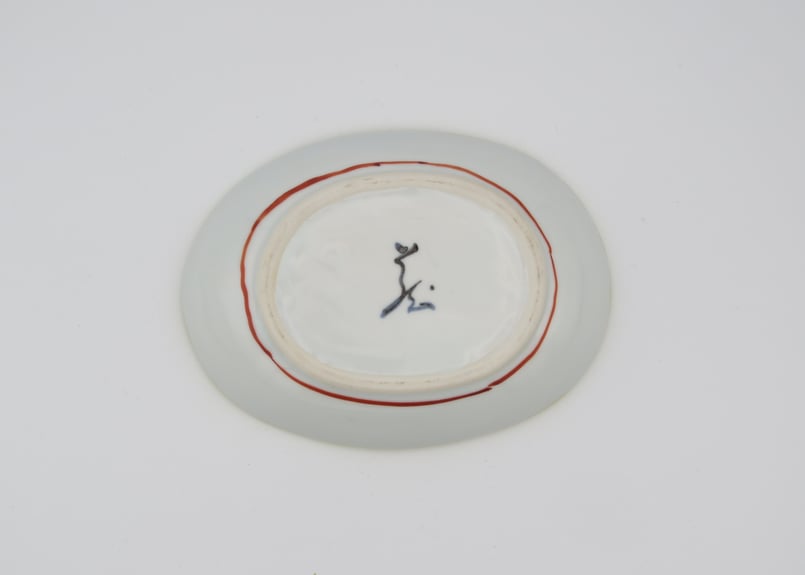古川章蔵 色絵磁器楕円鳥小皿 | 工藝舎 オンラインショップ