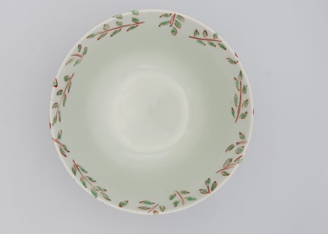 古川桜　色絵磁器赤絵木の芽の麺鉢