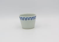 高橋宏彰　染付け磁器花紋杯