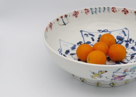 松尾貞一郎　色絵磁器花鳥紋高台鉢