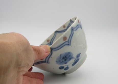 4飯碗大縁柄赤点紋