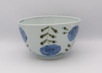 清水なお子　染付鉄絵磁器花唐草面鉢