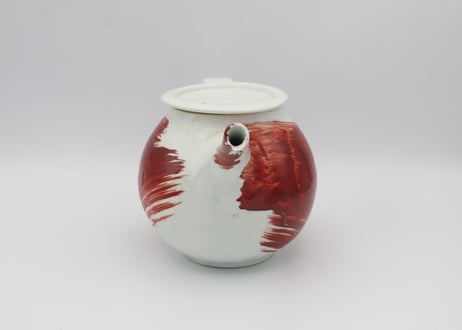 松尾貞一郎　色絵磁器赤絵のポット