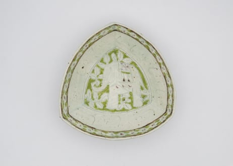 松尾三希子　半磁器緑の三角小皿