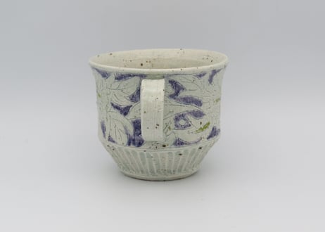 松尾三希子　色絵半磁器紫緑大振りマグA