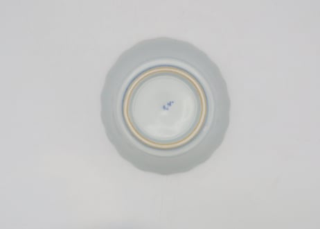 清水なお子　色絵宝尽くし輪花小鉢