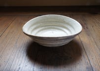 熊谷雅博　粉引たわめ小鉢