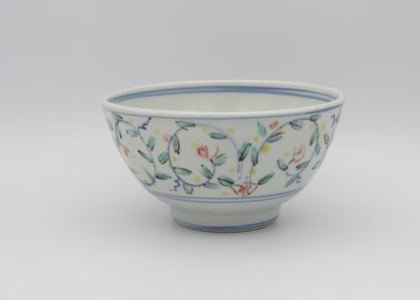 松尾貞一郎　色絵磁器花唐草飯碗