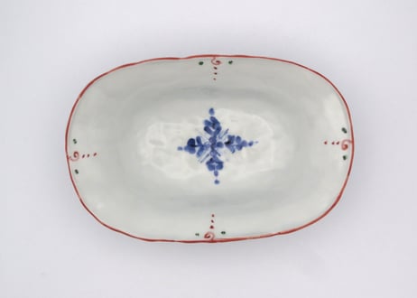 松尾貞一郎　色絵磁器楕円の小鉢T-73
