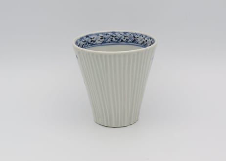 松尾貞一郎　染付け磁器凌ぎ芙蓉手マグ