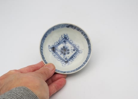 横田翔太郎さん　小皿　4枚 横田翔太郎 | 染付十角皿 花唐草紋 - コハルアン