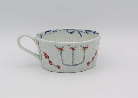松尾貞一郎　色絵磁器凌ぎスープカップ19