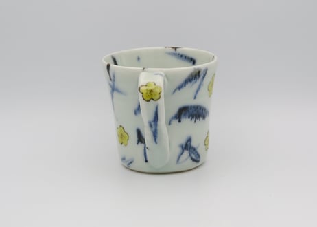 古川章蔵　色絵磁器青に黄色花マグ3