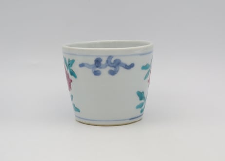 清水なお子　色絵磁器蕎麦ちょく 牡丹紋