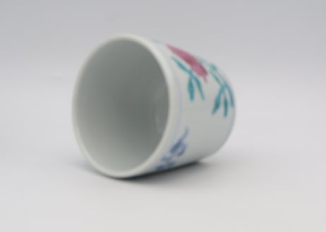 清水なお子　色絵磁器蕎麦ちょく 牡丹紋