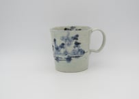 横田翔太郎　染付半磁器つる草マグ８