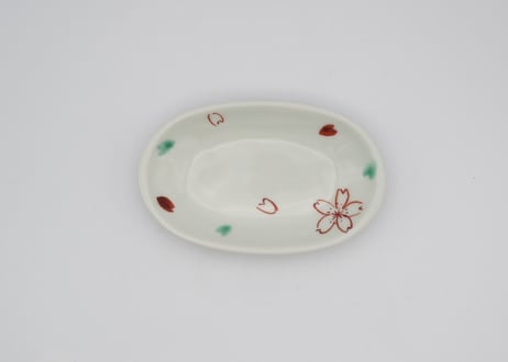 古川章蔵　色絵磁器桜小判小皿