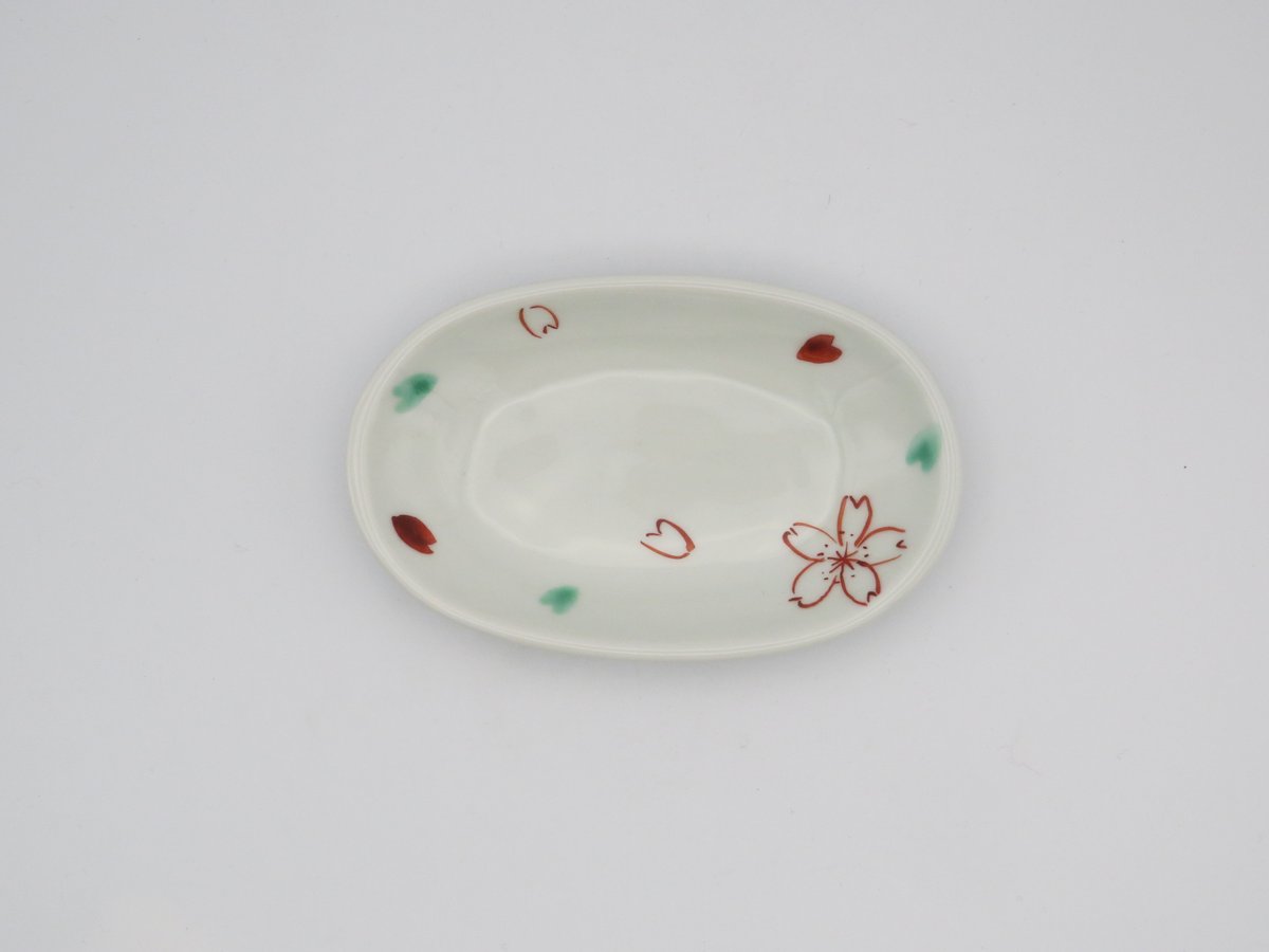 古川章蔵 色絵磁器桜小判小皿 | 工藝舎 オンラインショップ