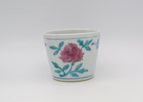 清水なお子　色絵磁器蕎麦ちょく 牡丹紋