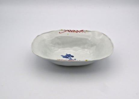 松尾貞一郎　色絵磁器楕円の小鉢T−74