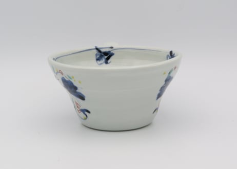 松尾貞一郎　色絵磁器染錦花蝶マグT-17