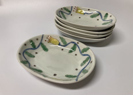 古川章蔵　色絵磁器ツル花楕円皿