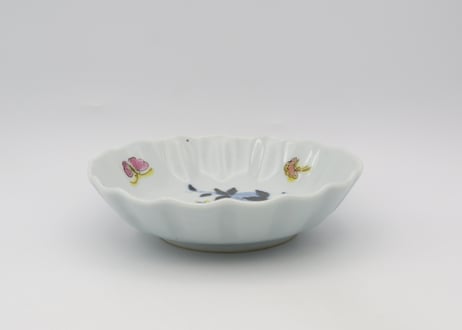 清水なお子　色絵磁器桃に蝶5寸皿