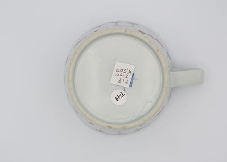 松尾貞一郎　色絵磁器凌ぎスープカップ19