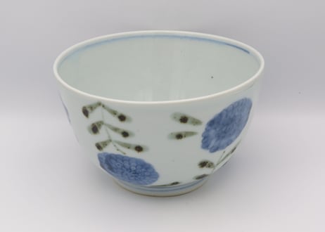 清水なお子　染付鉄絵磁器花唐草面鉢