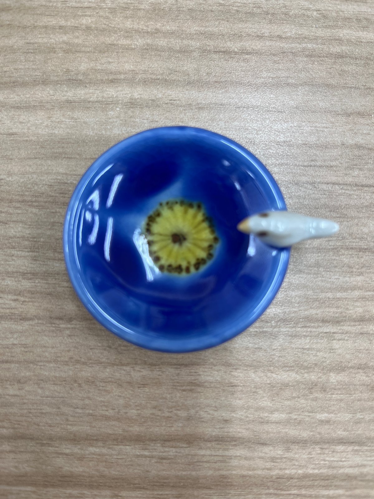 髙橋宏彰 色絵磁器鳥の箸置き | 工藝舎 オンラインショップ