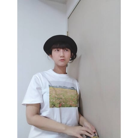 EW×一ノ瀬かのん/T-shirt