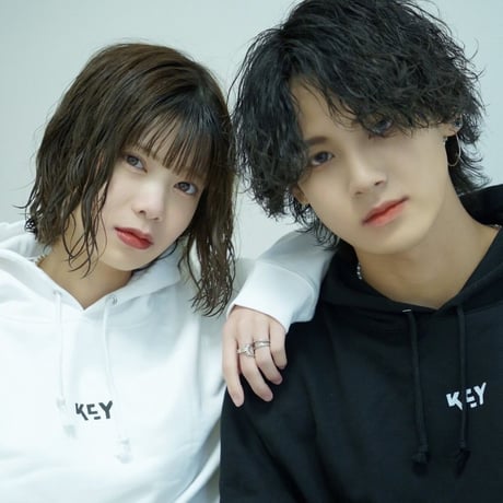 EW×Momoa Sakuraba/T-shirt
