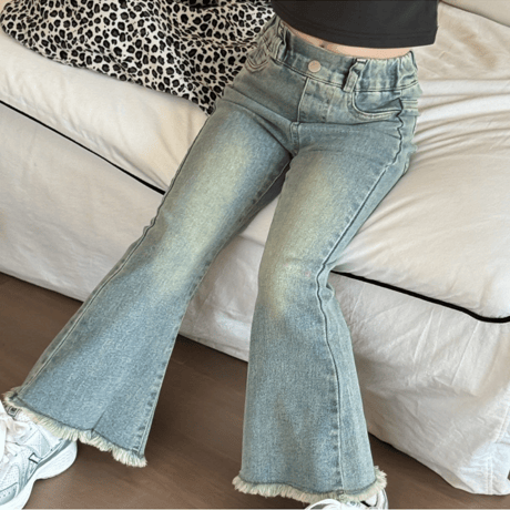 フレアデニムパンツ