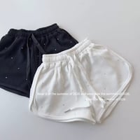 ストーン付きショートパンツ