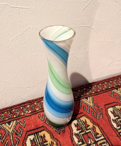 【79/365】21.05.24 Vintage Vase