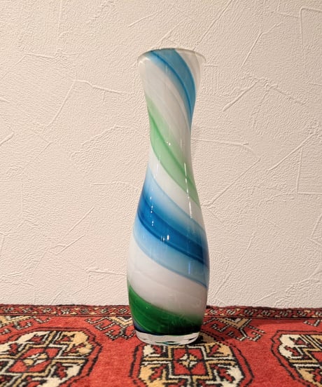【79/365】21.05.24 Vintage Vase