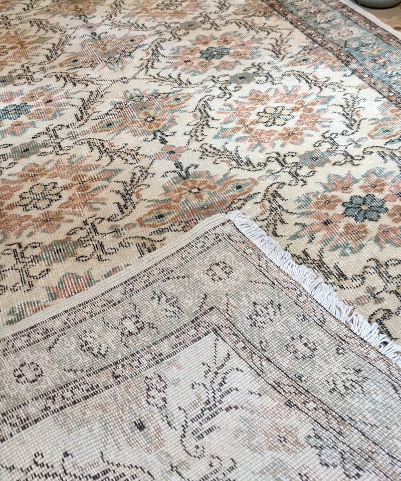 ST693】Vintage Rug | intune vintage's STORE