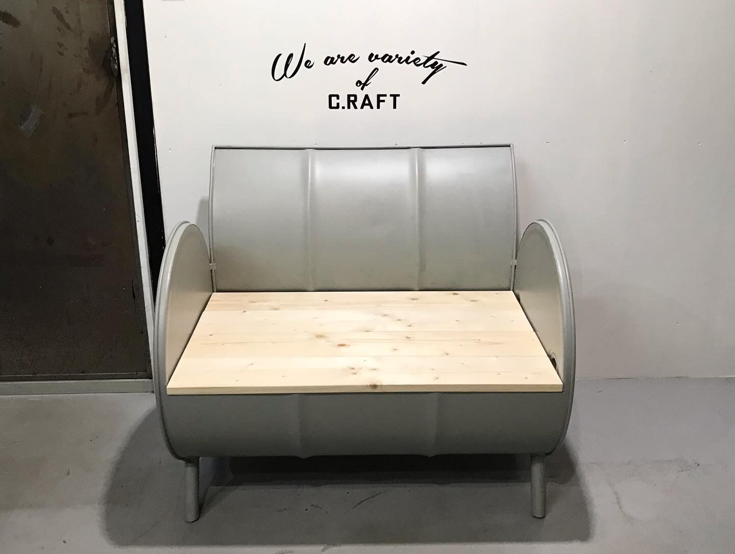 ドラム缶リメイク チェア 椅子 インダストリアル 新色登場！］ドラム缶リメイク ソファ ベンチ 椅子 アメリカン
