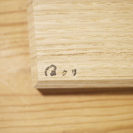 カッティングボード