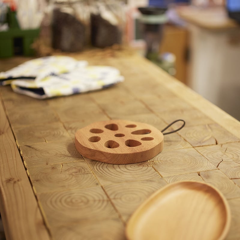 アトリエジュンコ　鍋敷き　蓮 レンコン鍋敷き | コシェルカフェ